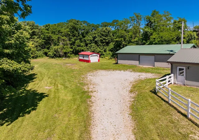 Photo 2 of Sale Pending at 1055 E 300 North Rd, New Castle, IN 47362 | MLS# 202625504 | Listing updated on 2026-08-27