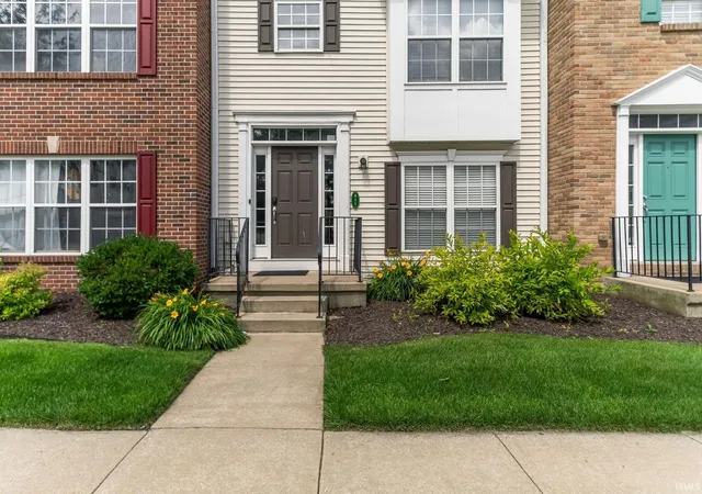 2nd image of 411 Abbey St, South Bend, IN 46637 | MLS# 202625507