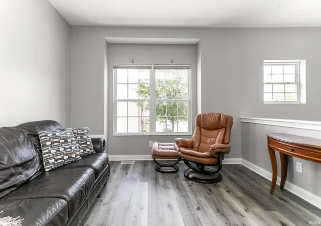 5th image of 411 Abbey St, South Bend, IN 46637 | MLS# 202625507