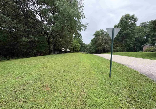 3rd image of 860 E Carol Dr, Santa Claus, IN 47579 | MLS# 202625527