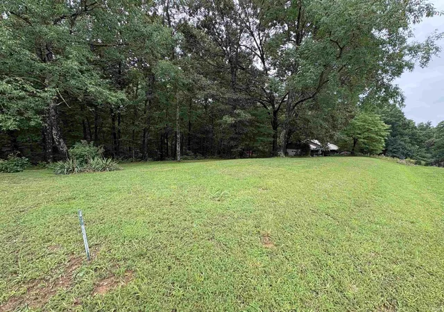 5th image of 860 E Carol Dr, Santa Claus, IN 47579 | MLS# 202625527