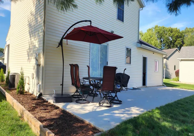 3rd image of 23036 S Oakleaf Dr, Elkhart, IN 46514 | MLS# 202625535