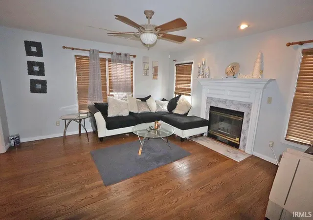 Photo 4 of Manufactured home for sale at 4566 Ivy Glenn Dr, Newburgh, IN 47630 | MLS# 202625538 | Listing updated on 2026-10-06