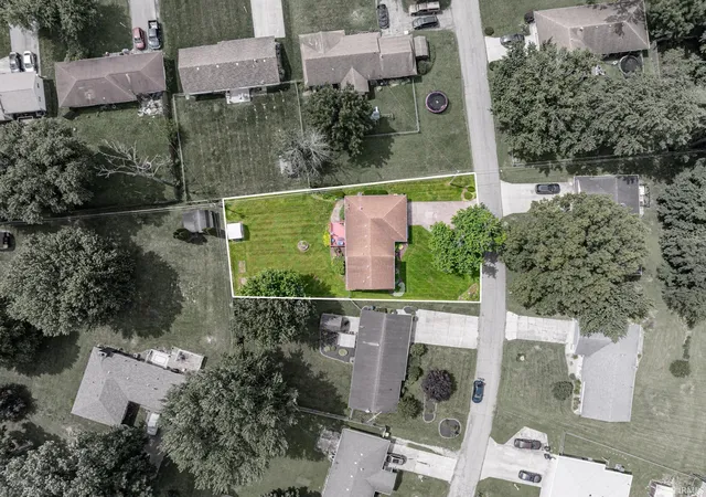 Homes for sale in Muncie, IN | 2106 N Cameron Rd, Muncie, IN 47304 | MLS# 202625547