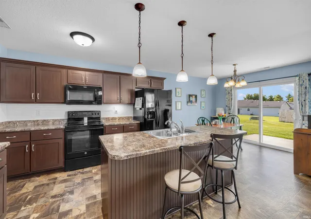4th image of 605 Independence St, Butler, IN 46721 | MLS# 202625553