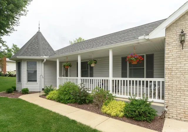 3rd image of 532 S Clinton Blvd, Bunker Hill, IN 46914 | MLS# 202625566