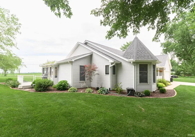 5th image of 532 S Clinton Blvd, Bunker Hill, IN 46914 | MLS# 202625566