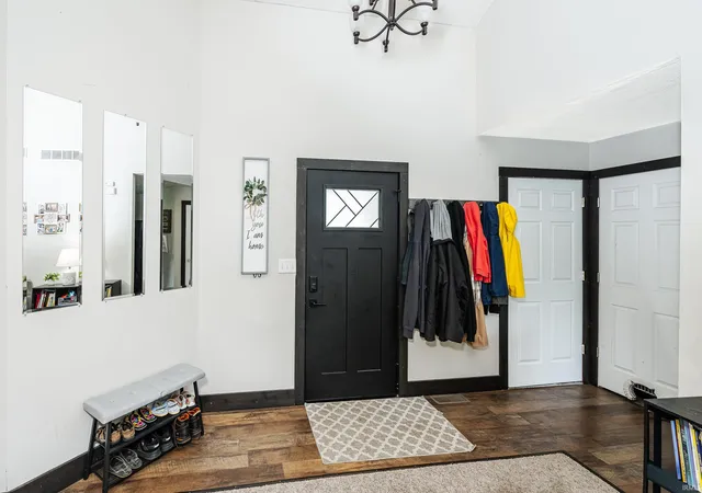 Photo 3 of Manufactured home for sale at 1267 E Marigold Dr, Bloomington, IN 47401 | MLS# 202625570 | Listing updated on 2026-09-15