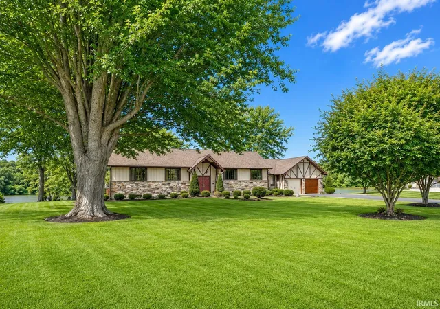 Photo 3 of Manufactured home for sale at 10 Green Hills Ct, Greentown, IN 46936 | MLS# 202625576 | Listing updated on 2026-07-10