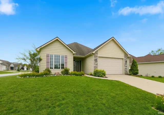 Photo 3 of Sale Pending at 9815 Chadwick Ln, Fort Wayne, IN 46818 | MLS# 202625579 | Listing updated on 2026-07-27