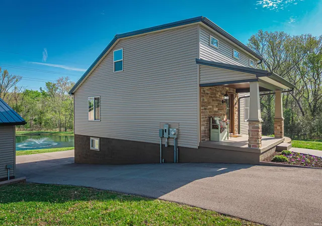 Photo 3 of Manufactured home for sale at 2615 Buchanan Rd, Evansville, IN 47720 | MLS# 202625592 | Listing updated on 2026-10-05