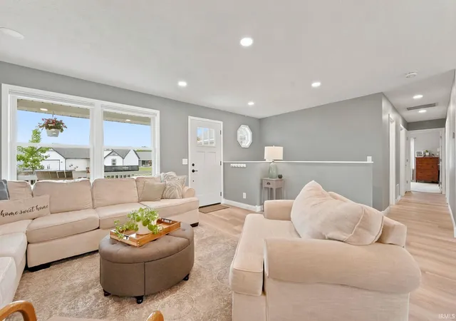 Photo 4 of Sale Pending at 4421 E Magill Ct, Syracuse, IN 46567 | MLS# 202625594 | Listing updated on 2026-07-06