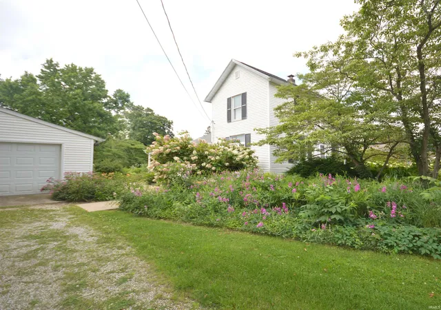 Homes for sale in Walkerton, IN | 705 Virginia St, Walkerton, IN 46574 | MLS# 202625595