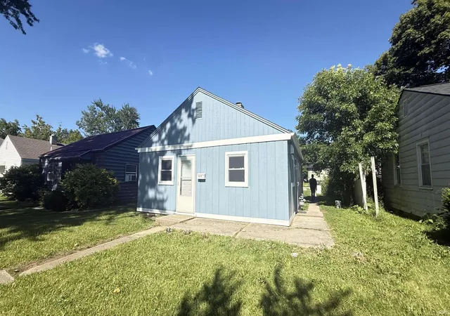 Photo 2 of Manufactured home for sale at 4435 Hanna St, Fort Wayne, IN 46806 | MLS# 202625605 | Listing updated on 2026-06-27