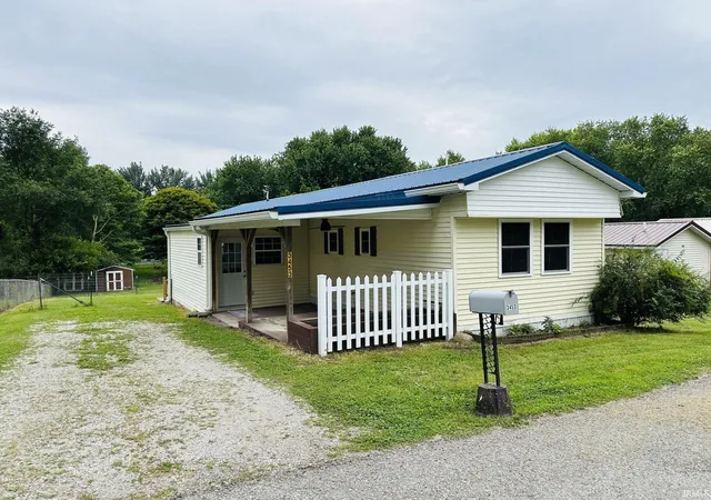 Homes for sale in Macy, IN | 3453 Blissroad Dr, Macy, IN 46951 | MLS# 202625617