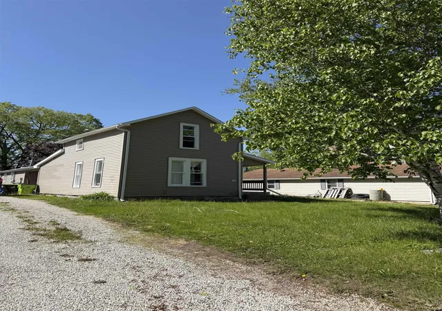 Homes for sale in Huntington, IN | 1165 London St, Huntington, IN 46750 | MLS# 202625624