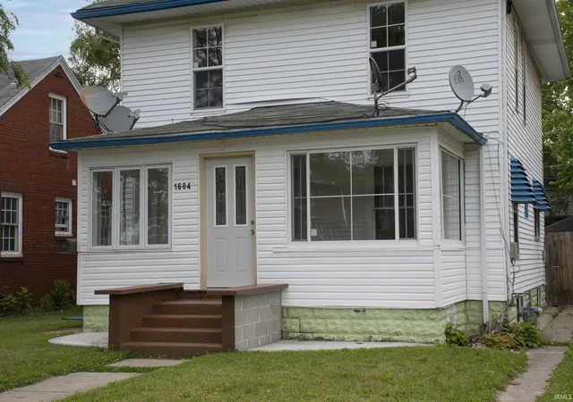 1st image of 1604 Frances Ave, Elkhart, IN 46516 | MLS# 202625630