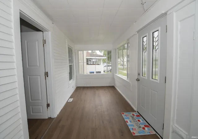 4th image of 1604 Frances Ave, Elkhart, IN 46516 | MLS# 202625630
