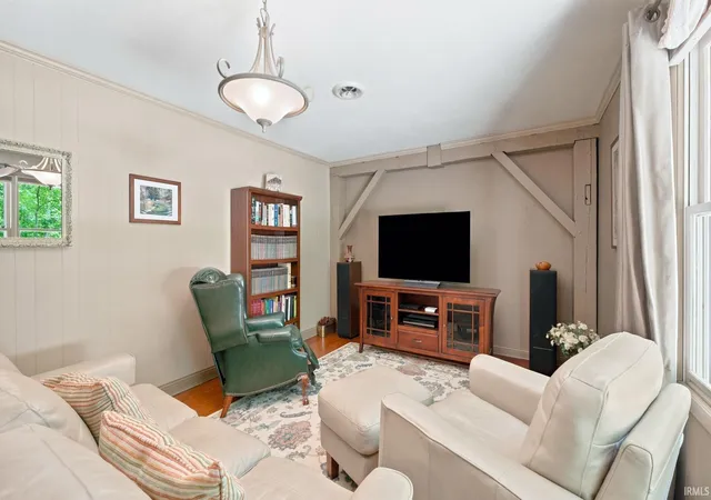 50th image of 537 E Till Rd, Fort Wayne, IN 46825 | MLS# 202625640