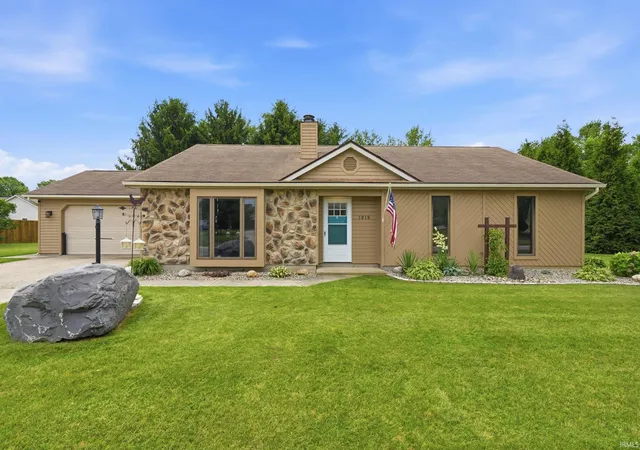 1st image of 1919 Mill Stream Dr, Huntertown, IN 46748 | MLS# 202625643