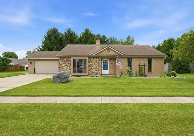 2nd image of 1919 Mill Stream Dr, Huntertown, IN 46748 | MLS# 202625643