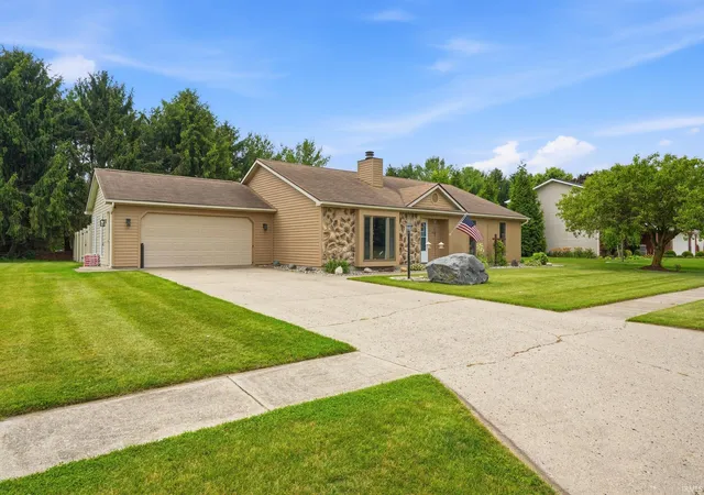 4th image of 1919 Mill Stream Dr, Huntertown, IN 46748 | MLS# 202625643
