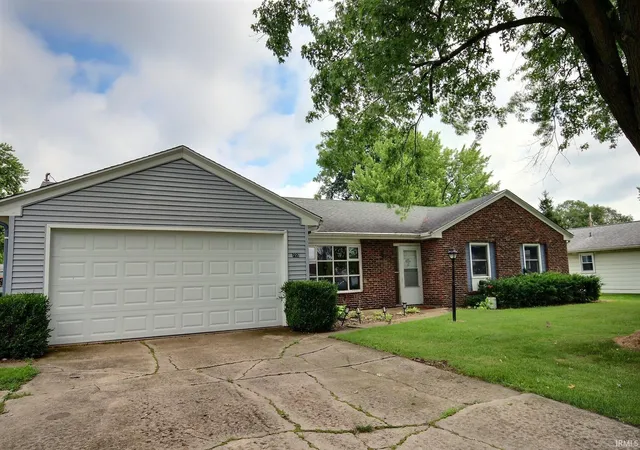 2nd image of 722 Wolverton Dr, Fort Wayne, IN 46825 | MLS# 202625645