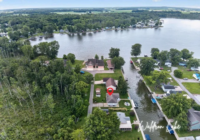 Homes for sale in Rome City, IN | 122 E Sunny Acres Dr, Rome City, IN 46784 | MLS# 202625657