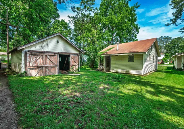 Homes for sale in Muncie, IN | 301 S Nichols Ave, Muncie, IN 47303 | MLS# 202625658