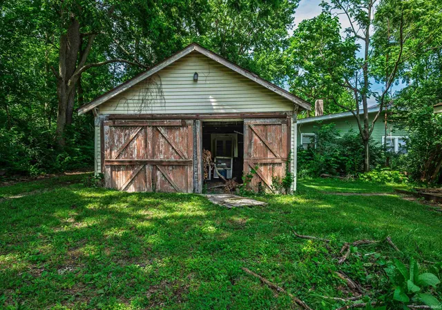 Homes for sale in Muncie, IN | 301 S Nichols Ave, Muncie, IN 47303 | MLS# 202625658