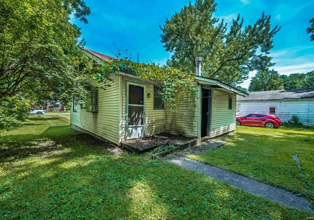 Homes for sale in Muncie, IN | 301 S Nichols Ave, Muncie, IN 47303 | MLS# 202625658