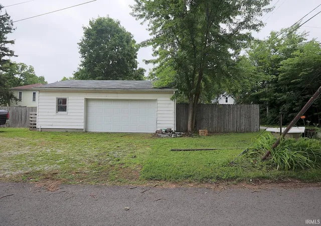 Homes for sale in Huntington, IN | 447 Hannah St, Huntington, IN 46750 | MLS# 202625662
