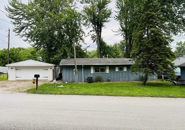 Homes for sale in Warsaw, IN | 294 Ems C24 Ln, Warsaw, IN 46582 | MLS# 202625664