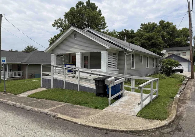 24th image of 1917 7th St, Bedford, IN 47421 | MLS# 202625668
