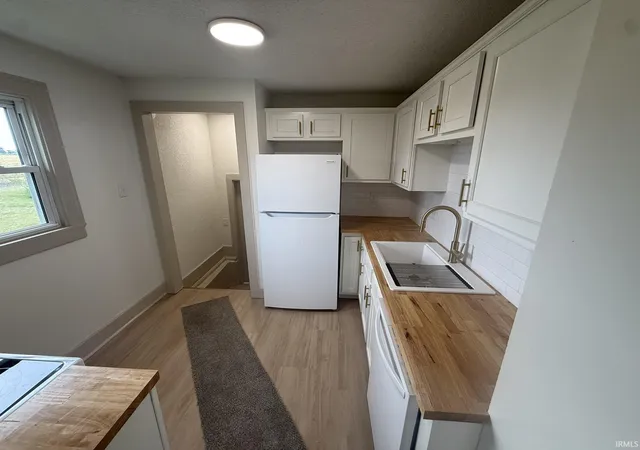 5th image of 4107 N Fahlsing Rd, Woodburn, IN 46797 | MLS# 202625677