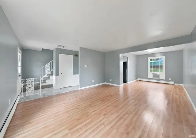 Photo 3 of Sale Pending at 3611 Inwood Dr, Fort Wayne, IN 46815 | MLS# 202625683 | Listing updated on 2026-07-17