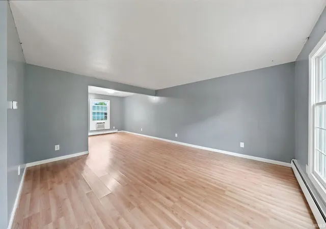 Photo 3 of Sale Pending at 3611 Inwood Dr, Fort Wayne, IN 46815 | MLS# 202625683 | Listing updated on 2026-07-17
