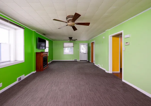 3rd image of 507 E 9Th St, Auburn, IN 46706 | MLS# 202625690