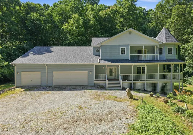 Homes for sale in Bloomfield, IN | 10804 E State Road 58, Bloomfield, IN 47424 | MLS# 202625692