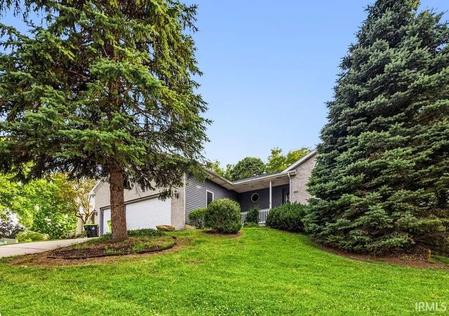 Photo 3 of Manufactured home for sale at 1904 Hunters Ridge Dr, Huntington, IN 46750 | MLS# 202625697 | Listing updated on 2026-08-25