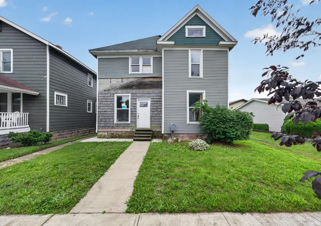 2nd image of 223 W 2nd St, Peru, IN 46970 | MLS# 202625709