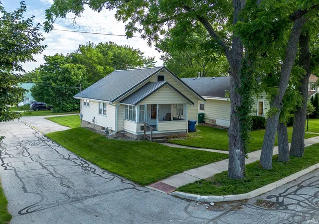 Homes for sale in Columbia City, IN | 314 Catherine Ave, Columbia City, IN 46725 | MLS# 202625716