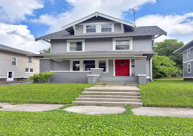 Homes for sale in Frankfort, IN | 652 E Washington St, Frankfort, IN 46041 | MLS# 202625718