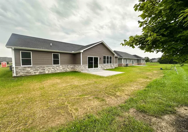 Homes for sale in Yorktown, IN | 1201 N Wild Pine Dr, Yorktown, IN 47396 | MLS# 202625721