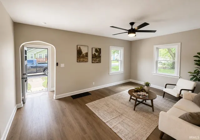Photo 3 of Sale Pending at 1730 E Maryland St, Evansville, IN 47711 | MLS# 202625722 | Listing updated on 2026-07-02