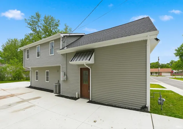 Manufactured home for sale at 13313 Illinois St, Grabill, IN 46741 | MLS# 202625725