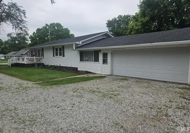 Homes for sale in Frankfort, IN | 1252 Gard St, Frankfort, IN 46041 | MLS# 202625726
