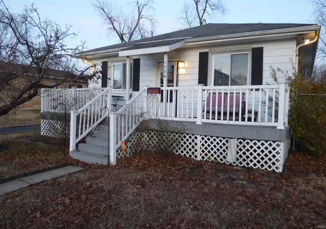 2nd image of 1906 Polster Dr, Evansville, IN 47714 | MLS# 202625734
