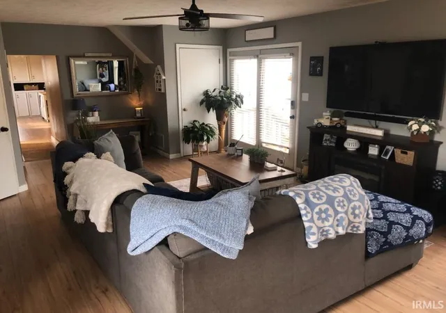 4th image of 1906 Polster Dr, Evansville, IN 47714 | MLS# 202625734