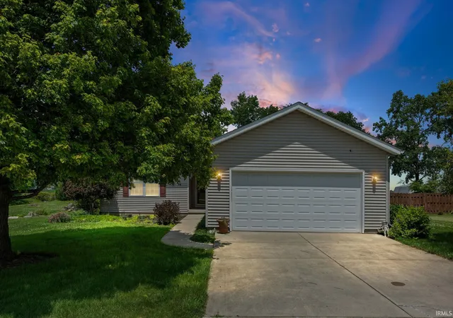 Homes for sale in Otterbein, IN | 409 E Briar St, Otterbein, IN 47970 | MLS# 202625756